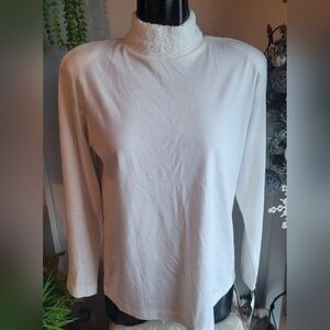 Donna Toran White Mock Turtleneck Top L